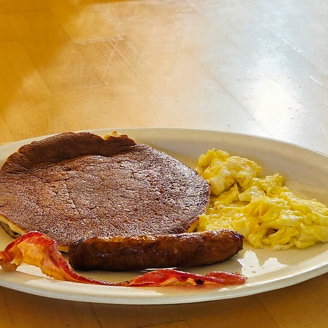 1 Pancake 1 Egg, 1 Bacon & 1 Sausage.