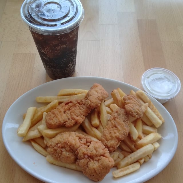 Chicken (3) Strip Combo.