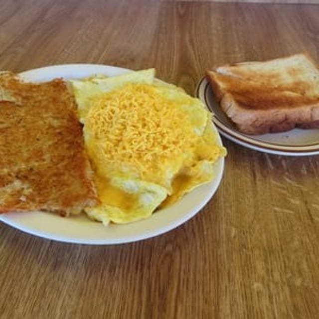 Cheese Omelette.