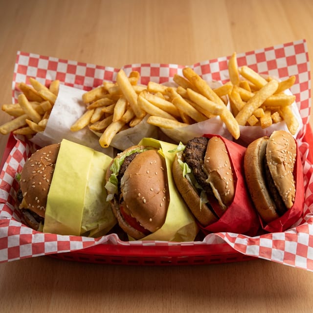 Family Pack (x4 Cheeseburger Combo).